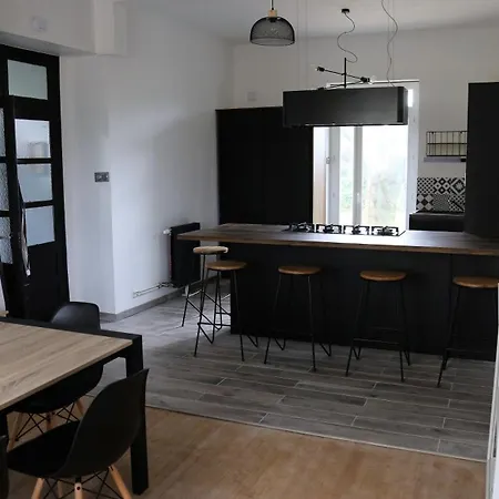 Villa Maison De 100 M2 Equipee De 4 Chambres.