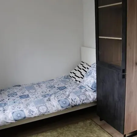 Maison De 100 M2 Equipee De 4 Chambres. Villa Valence (Drome)