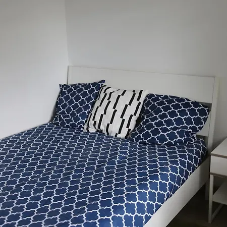 Maison De 100 M2 Equipee De 4 Chambres. Villa Valence (Drome)