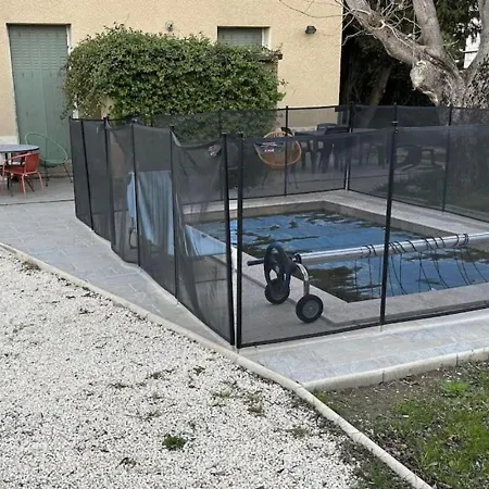 Maison De 100 M2 Equipee De 4 Chambres. Valence (Drome)