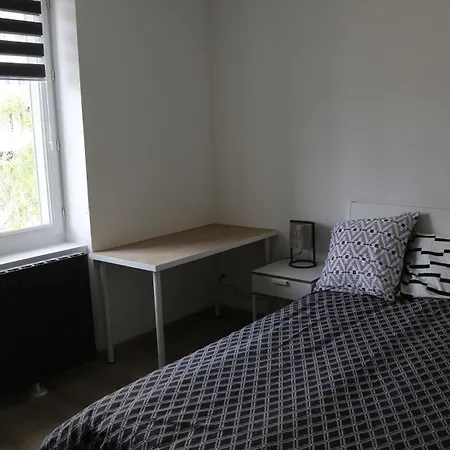 Villa Maison De 100 M2 Equipee De 4 Chambres. *