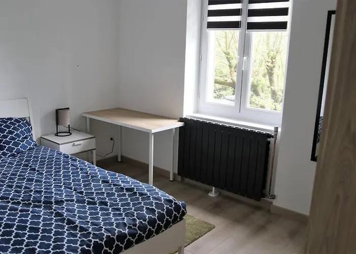 Maison De 100 M2 Equipee De 4 Chambres. * Valence