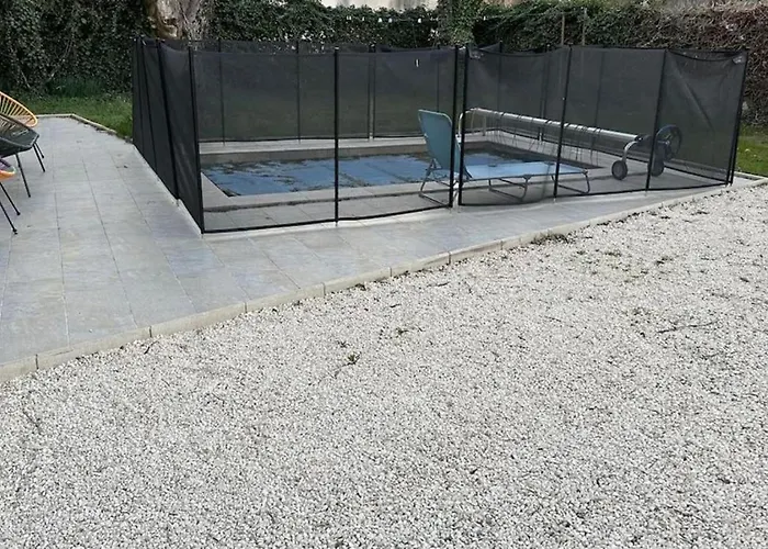 Maison De 100 M2 Equipee De 4 Chambres.