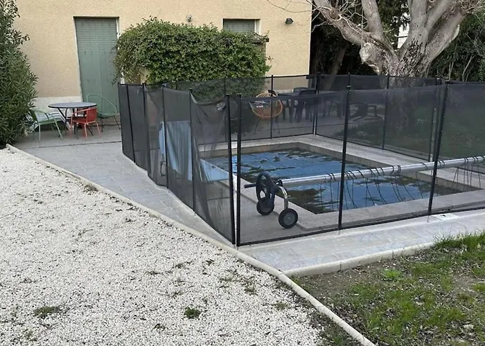 Maison De 100 M2 Equipee De 4 Chambres. Valence